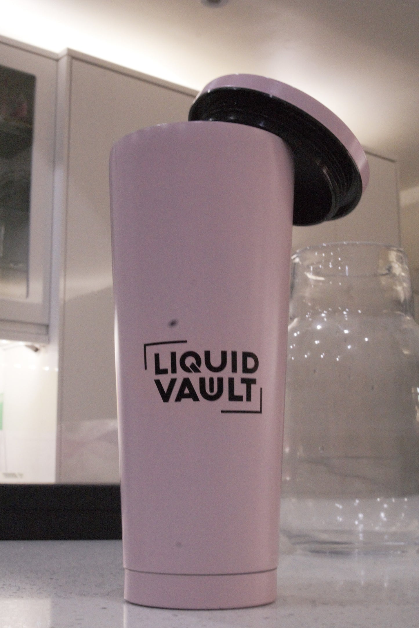 LIQUIDVAULT Stainless Steel Tumbler with Straw and Lid - Vacuum Insulated Coffee Cup-Travel Mug for Hot and Cold Beverages - BPA-Free, Spill-Proof - Simple Modern Tumbler 500/750ml